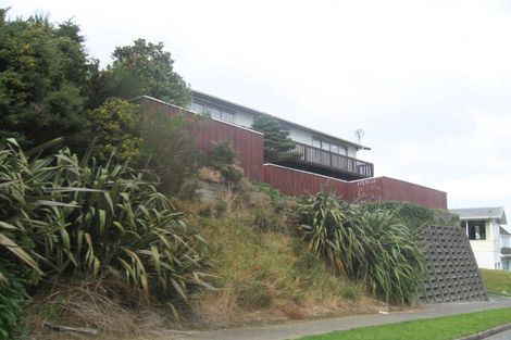 Photo of property in 39 Cypress Drive, Maungaraki, Lower Hutt, 5010