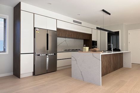 Photo of property in 43b The Avenue, Albany, Auckland, 0632