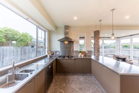 Photo of property in 171 Breezes Road, Aranui, Christchurch, 8061