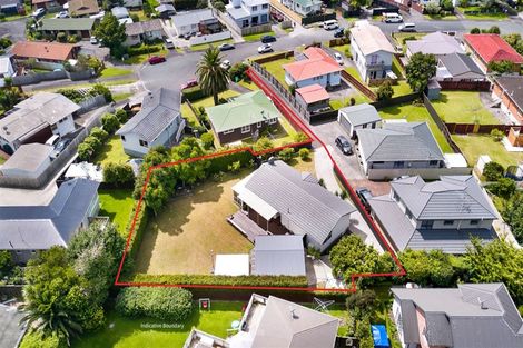 Photo of property in 26 Bodi Place, Te Atatu South, Auckland, 0610
