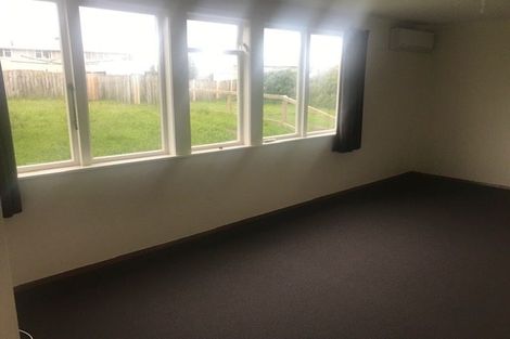 Photo of property in 24-30 Cheshire Street, Cannons Creek, Porirua, 5024