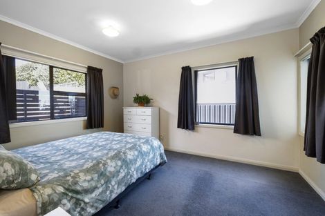 Photo of property in 3a Mission Street, Moturoa, New Plymouth, 4310