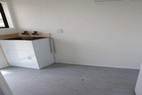 Photo of property in 76g Bandon Street, Frankton, Hamilton, 3204