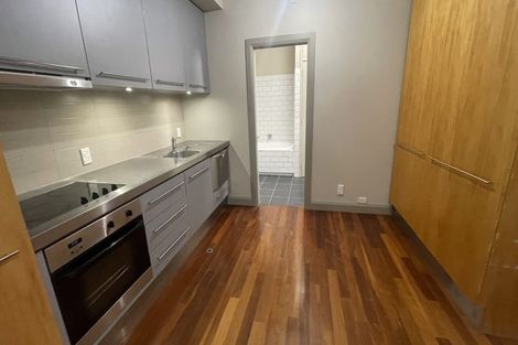 Photo of property in 98 Riddiford Street, Newtown, Wellington, 6021