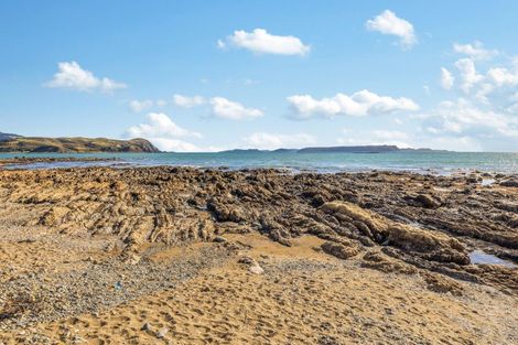 Photo of property in 20 Sunset Parade, Plimmerton, Porirua, 5026