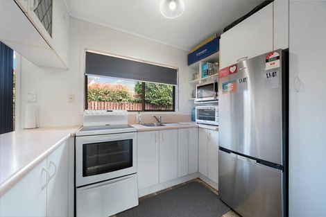 Photo of property in 2/2 Vodanovich Road, Te Atatu South, Auckland, 0610