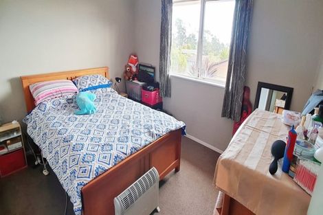 Photo of property in 148a Aviemore Drive, Highland Park, Auckland, 2010