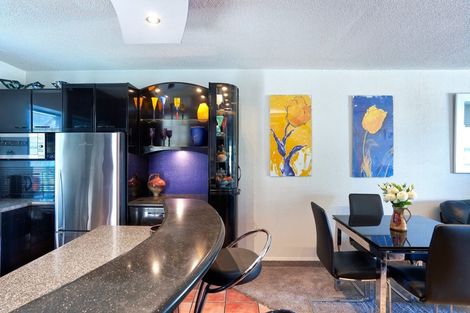 Photo of property in 235 Marine Parade, Napier South, Napier, 4110