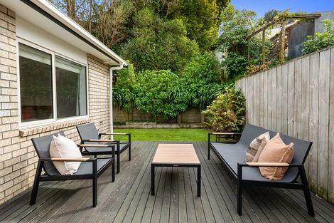 Photo of property in 24 Moulton Street, Moturoa, New Plymouth, 4310