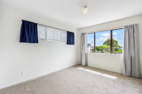 Photo of property in 2/26 Cromdale Avenue, Highland Park, Auckland, 2010