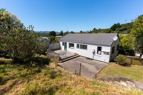 Photo of property in 67 Omapere Street, Whitby, Porirua, 5024