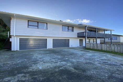 Photo of property in 20 Forglen Place, Tawa, Wellington, 5028