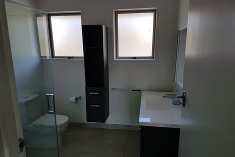 Photo of property in 11 Clyde Street, Kinmont Park, Mosgiel, 9024