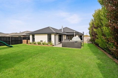 Photo of property in 17 Seymour Drive, Rolleston, 7614