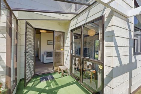 Photo of property in 8 Pio Pio Place, Waikanae Beach, Waikanae, 5036