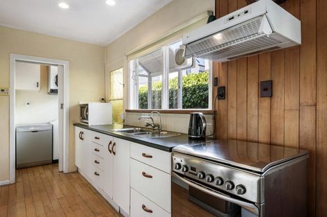 Photo of property in 64 County Road, Torbay, Auckland, 0630