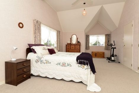 Photo of property in 2 Sunny Dale, Western Heights, Hamilton, 3200