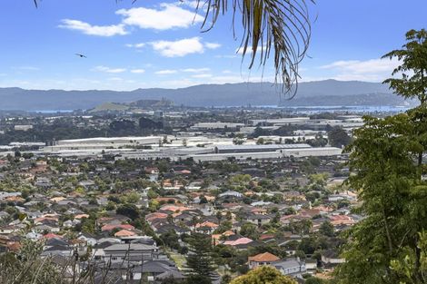 Photo of property in 114 Point View Drive, East Tamaki Heights, Auckland, 2016