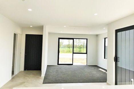 Photo of property in 61 Clarks Beach Road, Clarks Beach, 2122