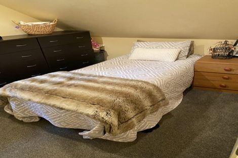 Photo of property in 31d Chieftain Rise, Goodwood Heights, Auckland, 2105