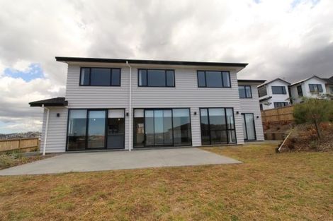 Photo of property in 79 Maka Terrace, Orewa, 0931