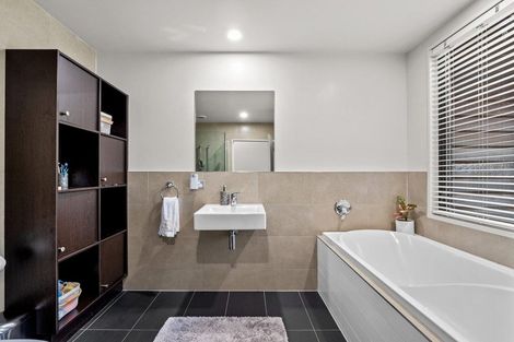 Photo of property in 4 Jackby Court, Jacks Point, Queenstown, 9371