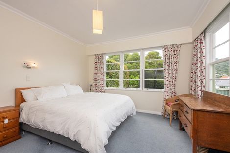 Photo of property in 17 Izard Road, Khandallah, Wellington, 6035