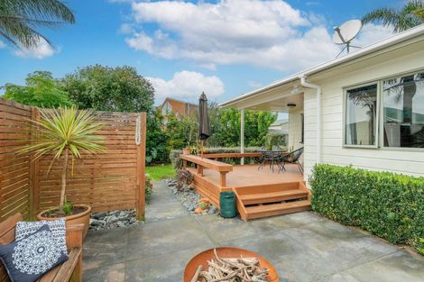 Photo of property in 12 Pipi Dune, Whitianga, 3510