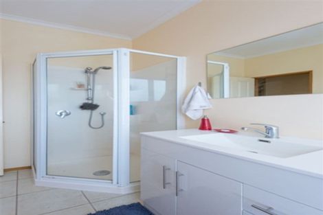 Photo of property in 72 Dalton Avenue, Te Awamutu, 3800