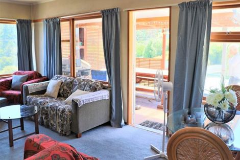 Photo of property in 2 Cambridge Road, Waihi, 3610