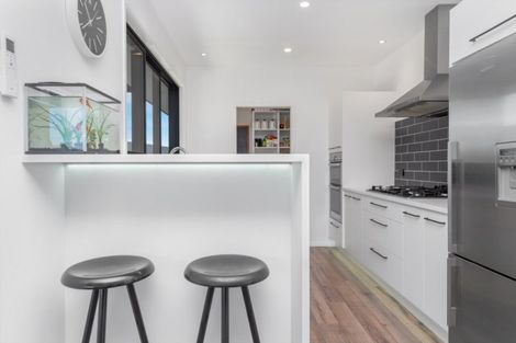 Photo of property in 23 Ladeira Place, Fitzroy, Hamilton, 3206