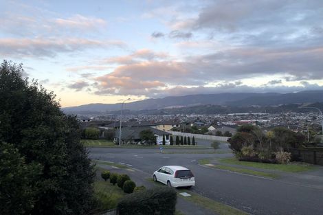 Photo of property in 4 Betty Watt Grove, Riverstone Terraces, Upper Hutt, 5018