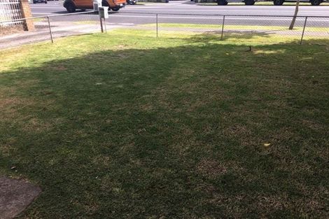 Photo of property in 33a Great South Road, Papatoetoe, Auckland, 2025