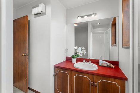 Photo of property in 48 Leacroft Street, Bishopdale, Christchurch, 8053