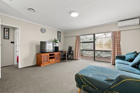 Photo of property in 2/37 Hillside Road, Papatoetoe, Auckland, 2025