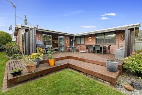 Photo of property in 6a Pilcher Crescent, Naenae, Lower Hutt, 5011