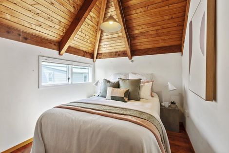 Photo of property in 70f Majoribanks Street, Mount Victoria, Wellington, 6011