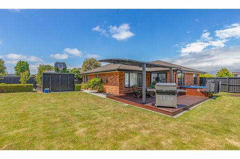 Photo of property in 44 Acacia Avenue, Rangiora, 7400