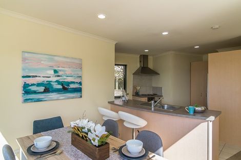 Photo of property in 3/19 Onslow Road, Khandallah, Wellington, 6035