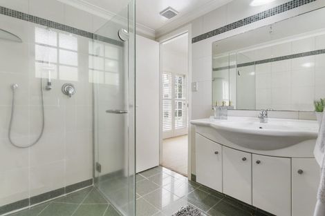 Photo of property in 232 Lake Road, Hauraki, Auckland, 0622