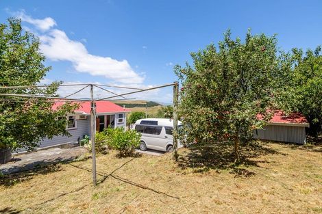 Photo of property in 24 Whangaimoana Beach Road, Whangaimoana, Featherston, 5772
