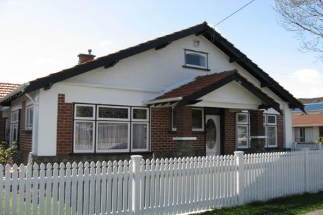 Photo of property in 7a Birdwood Road, Waterloo, Lower Hutt, 5011