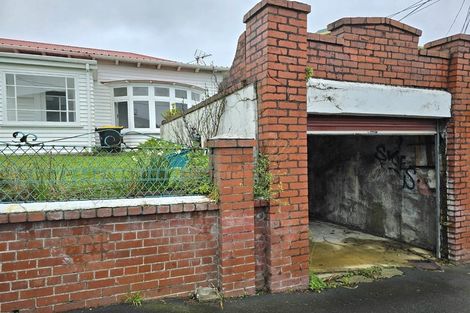 Photo of property in 8 Levy Street, Mount Victoria, Wellington, 6011