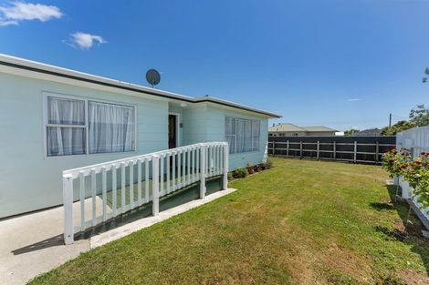 Photo of property in 8a Tasman Street, Levin, 5510