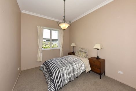 Photo of property in 122 Bishop Street, St Albans, Christchurch, 8014