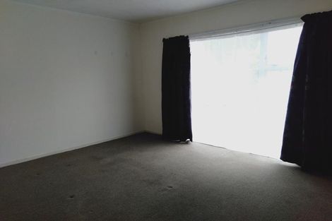 Photo of property in 110 Reeves Road, Pakuranga Heights, Auckland, 2010