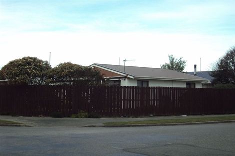 Photo of property in 2/122 Effingham Street, North New Brighton, Christchurch, 8083