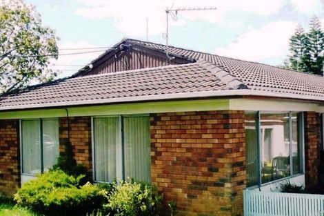 Photo of property in 1/49 Tirimoana Road, Te Atatu South, Auckland, 0602