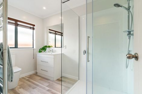 Photo of property in 201 Ocean Road, Whangamata, 3620