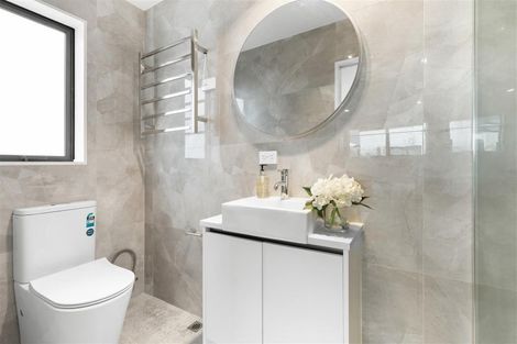 Photo of property in 105b Grove Road, Papakura, 2110